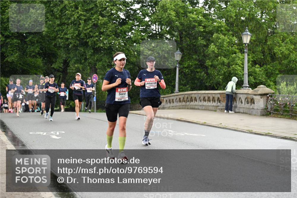 14.06.2026 - REWE Women's Run Dr. Thomas Lammeyer http://msf.ph/oto/9769594 14.06.2026 09:46:42 Laufen 10656, 10683 meine-sportfotos.de