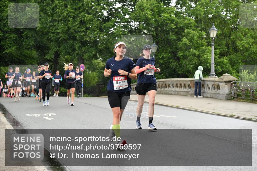 14.06.2026 - REWE Women's Run Dr. Thomas Lammeyer http://msf.ph/oto/9769597 14.06.2026 09:46:43 Laufen 10656, 57, 10683 meine-sportfotos.de