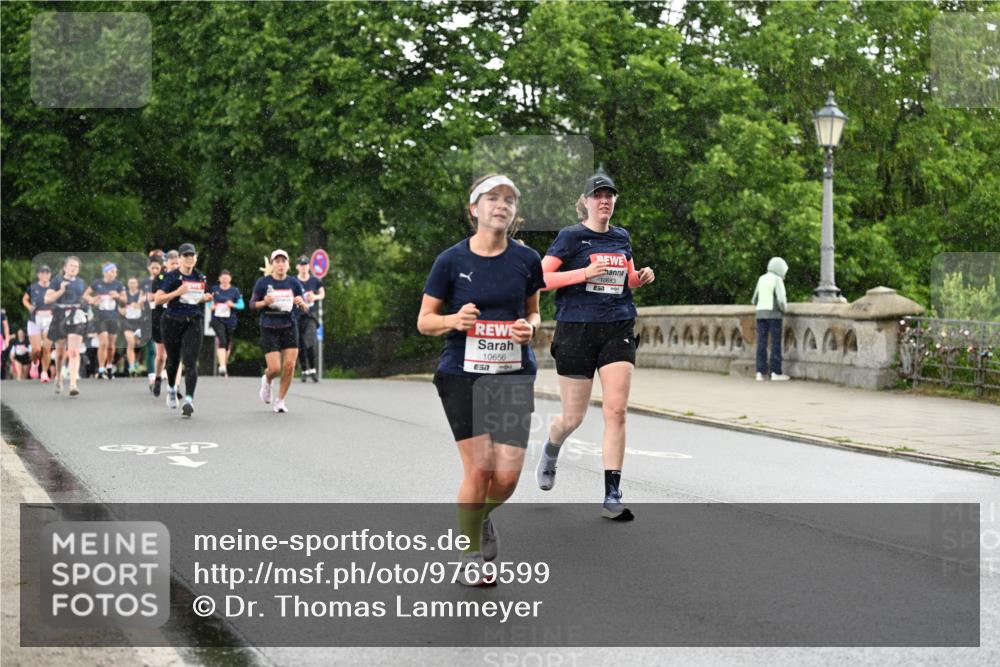 14.06.2026 - REWE Women's Run Dr. Thomas Lammeyer http://msf.ph/oto/9769599 14.06.2026 09:46:43 Laufen 10656, 57, 10683 meine-sportfotos.de