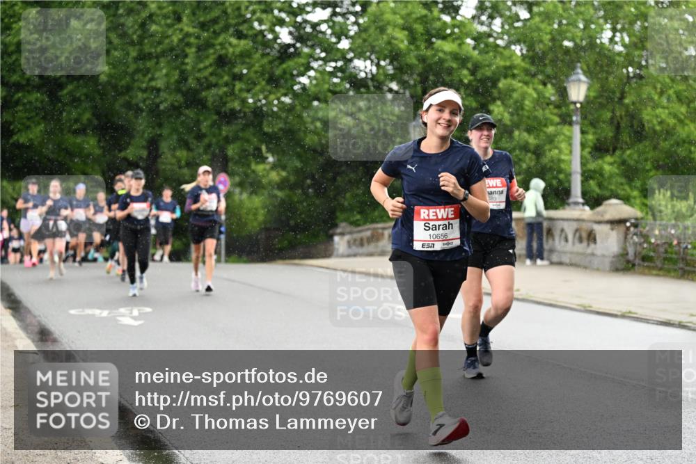 14.06.2026 - REWE Women's Run Dr. Thomas Lammeyer http://msf.ph/oto/9769607 14.06.2026 09:46:43 Laufen 10656, 683 meine-sportfotos.de