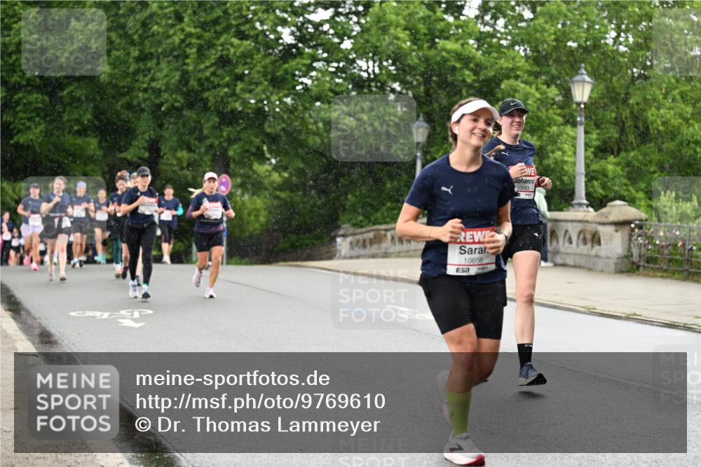 14.06.2026 - REWE Women's Run Dr. Thomas Lammeyer http://msf.ph/oto/9769610 14.06.2026 09:46:44 Laufen 10656, 57, 10683, 6464 meine-sportfotos.de