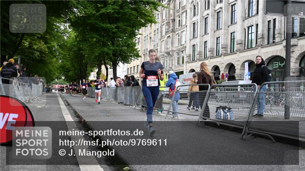 14.06.2026 - REWE Women's Run J. Mangold http://msf.ph/oto/9769611 14.06.2026 09:53:09 Ziel 10794, 11289 meine-sportfotos.de