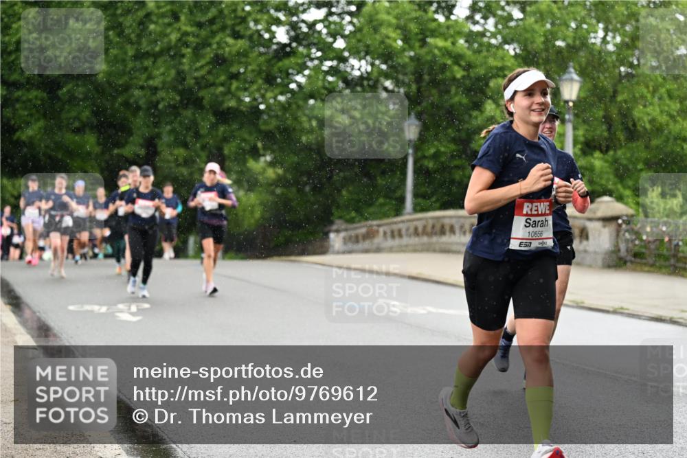 14.06.2026 - REWE Women's Run Dr. Thomas Lammeyer http://msf.ph/oto/9769612 14.06.2026 09:46:44 Laufen 10656, 7 meine-sportfotos.de