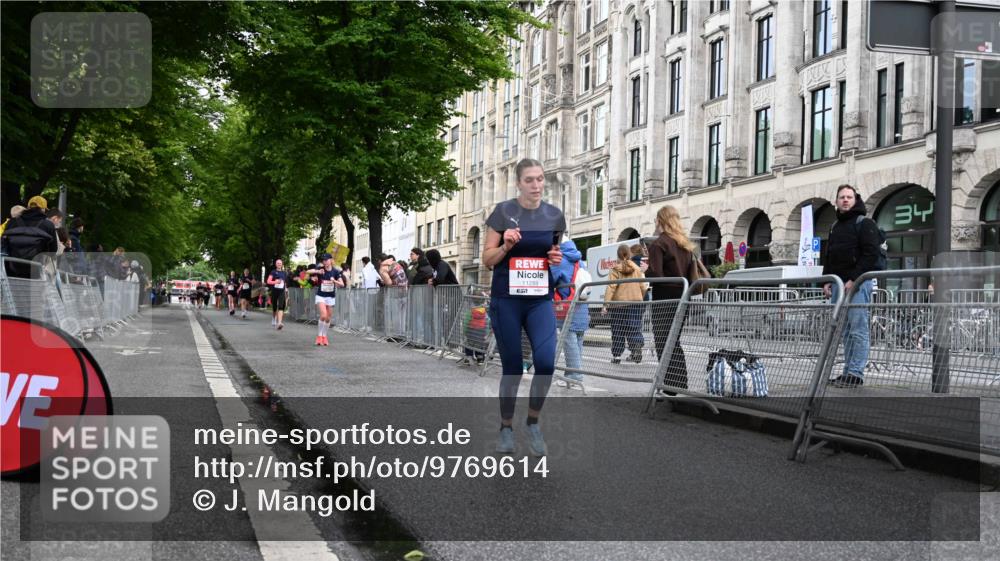 14.06.2026 - REWE Women's Run J. Mangold http://msf.ph/oto/9769614 14.06.2026 09:53:09 Ziel 10794, 11289 meine-sportfotos.de