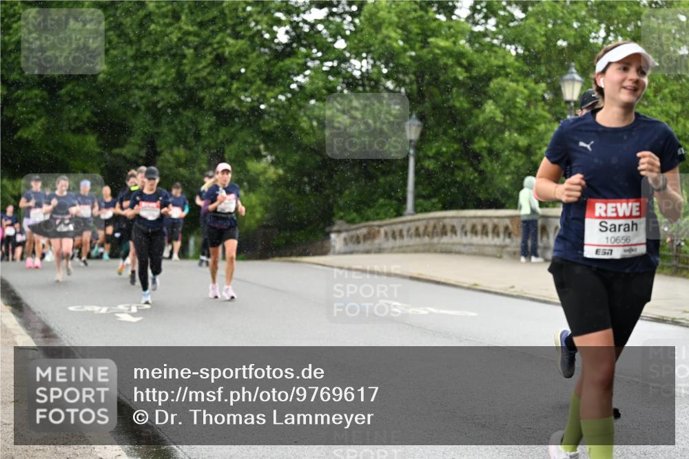 14.06.2026 - REWE Women's Run Dr. Thomas Lammeyer http://msf.ph/oto/9769617 14.06.2026 09:46:44 Laufen 14, 10656, 57 meine-sportfotos.de