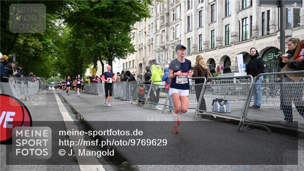 14.06.2026 - REWE Women's Run J. Mangold http://msf.ph/oto/9769629 14.06.2026 09:53:13 Ziel 10794, 10952, 11289 meine-sportfotos.de