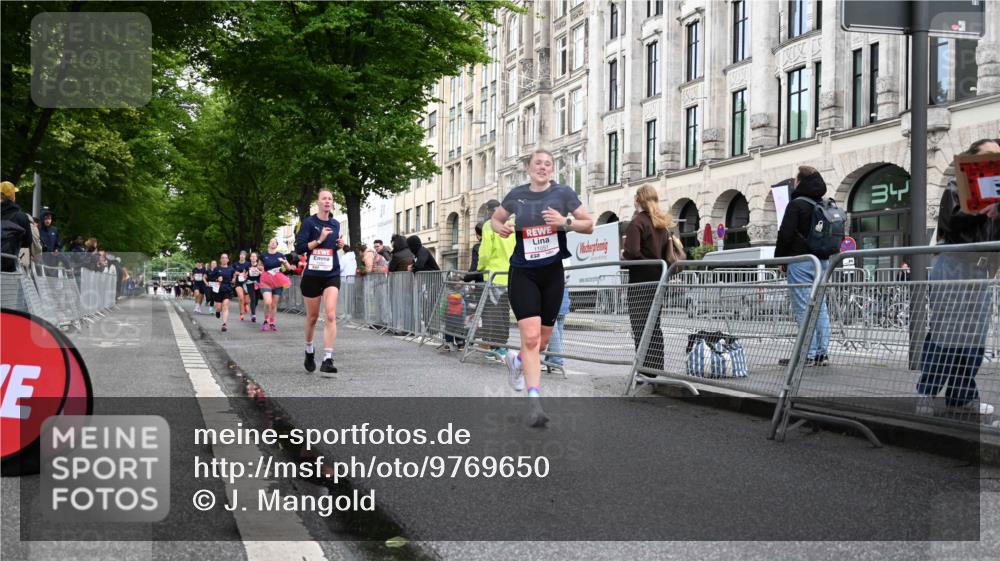 14.06.2026 - REWE Women's Run J. Mangold http://msf.ph/oto/9769650 14.06.2026 09:53:20 Ziel 10062, 10097, 10103, 10914, 10952, 11051 meine-sportfotos.de