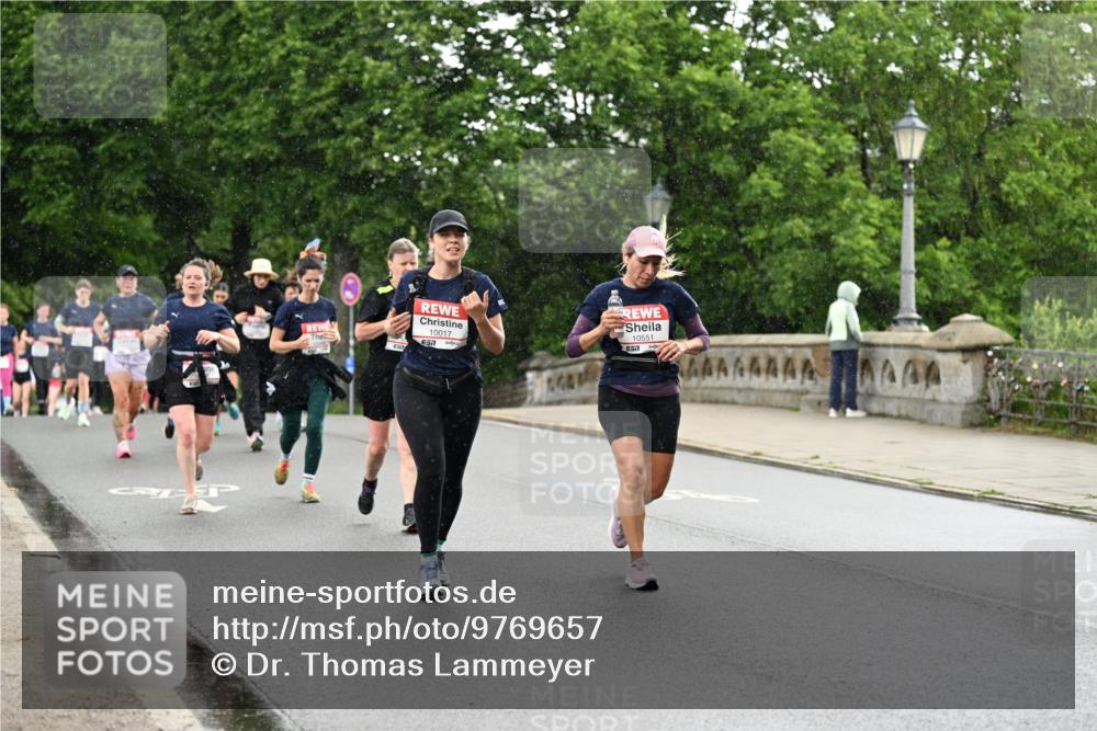 14.06.2026 - REWE Women's Run Dr. Thomas Lammeyer http://msf.ph/oto/9769657 14.06.2026 09:46:47 Laufen 10017, 57, 10551 meine-sportfotos.de