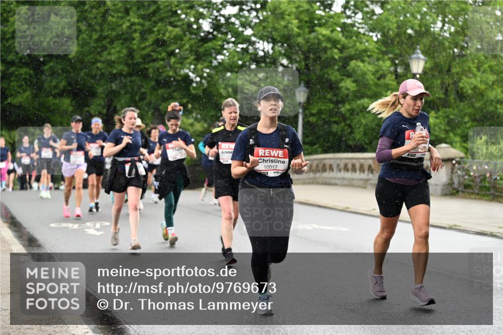 14.06.2026 - REWE Women's Run Dr. Thomas Lammeyer http://msf.ph/oto/9769673 14.06.2026 09:46:48 Laufen 10017 meine-sportfotos.de