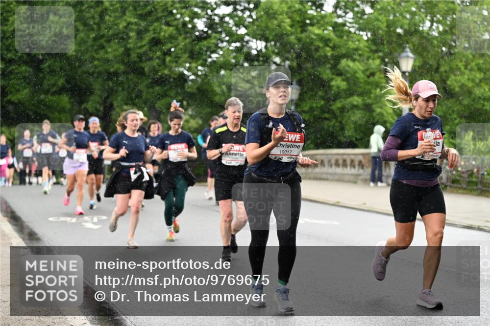 14.06.2026 - REWE Women's Run Dr. Thomas Lammeyer http://msf.ph/oto/9769675 14.06.2026 09:46:48 Laufen 10996, 10017 meine-sportfotos.de