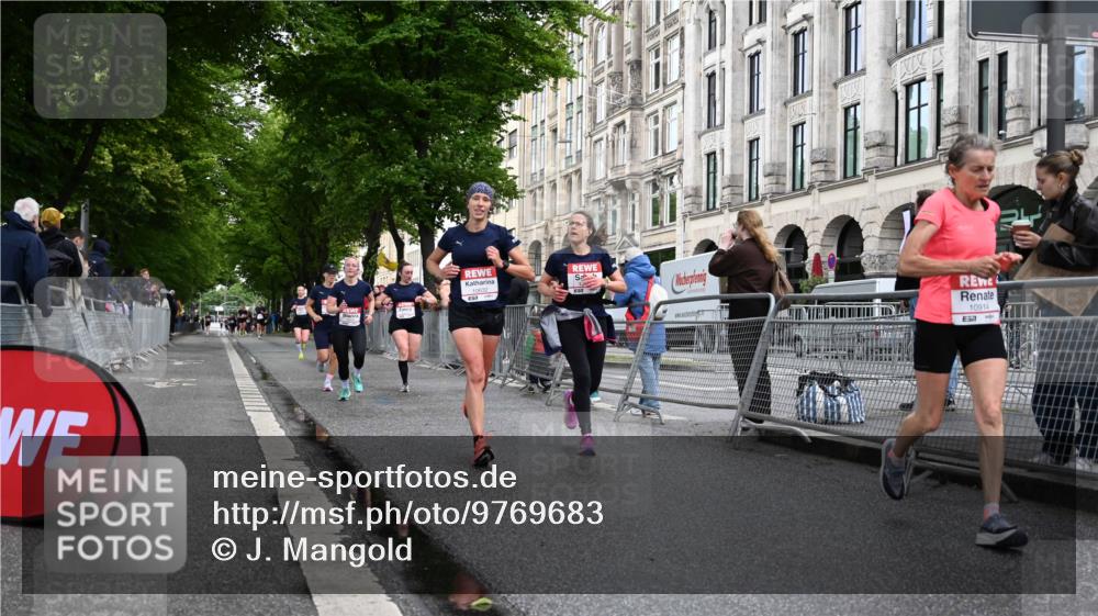14.06.2026 - REWE Women's Run J. Mangold http://msf.ph/oto/9769683 14.06.2026 09:53:26 Ziel 10062, 10097, 10103, 10478, 10632, 10871, 10914, 11014, 11468 meine-sportfotos.de