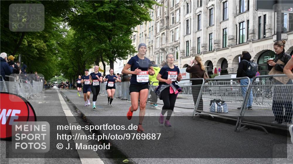 14.06.2026 - REWE Women's Run J. Mangold http://msf.ph/oto/9769687 14.06.2026 09:53:27 Ziel 10097, 10103, 10478, 10632, 10871, 10896, 10914, 11014, 11468 meine-sportfotos.de