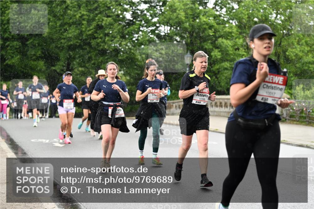 14.06.2026 - REWE Women's Run Dr. Thomas Lammeyer http://msf.ph/oto/9769689 14.06.2026 09:46:49 Laufen 276, 10448, 10996, 7, 10017 meine-sportfotos.de