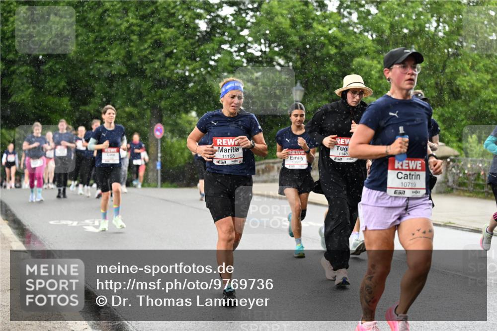 14.06.2026 - REWE Women's Run Dr. Thomas Lammeyer http://msf.ph/oto/9769736 14.06.2026 09:46:52 Laufen 11158, 11482, 7, 10719, 7 meine-sportfotos.de