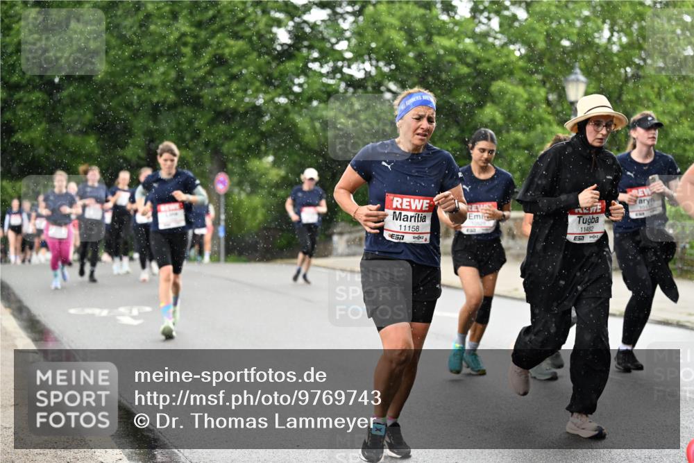 14.06.2026 - REWE Women's Run Dr. Thomas Lammeyer http://msf.ph/oto/9769743 14.06.2026 09:46:52 Laufen 11158, 57, 11482, 101 meine-sportfotos.de