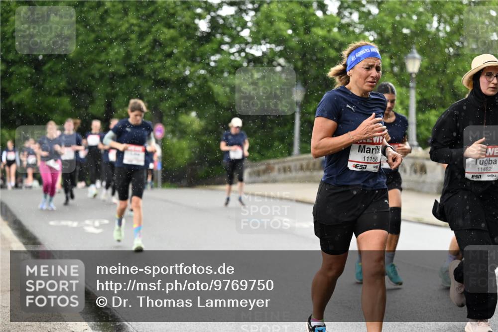 14.06.2026 - REWE Women's Run Dr. Thomas Lammeyer http://msf.ph/oto/9769750 14.06.2026 09:46:53 Laufen 11158, 7, 11482, 7 meine-sportfotos.de