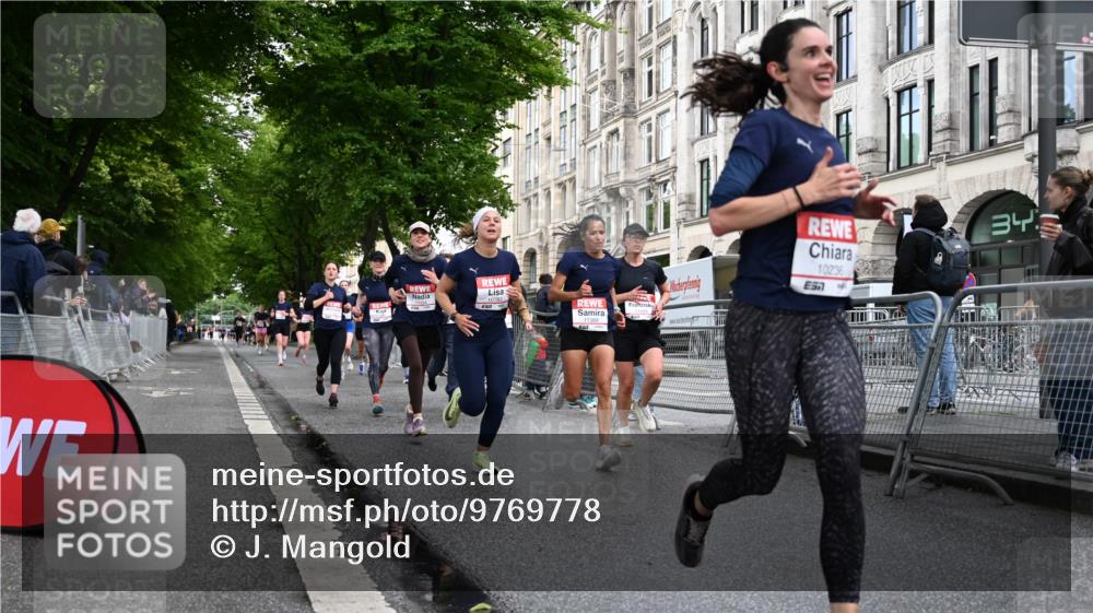 14.06.2026 - REWE Women's Run J. Mangold http://msf.ph/oto/9769778 14.06.2026 09:53:50 Ziel 10236, 10334, 10356, 10363, 10778, 10783, 11049, 11050, 11315, 11387, 11389, 11429, 11433 meine-sportfotos.de