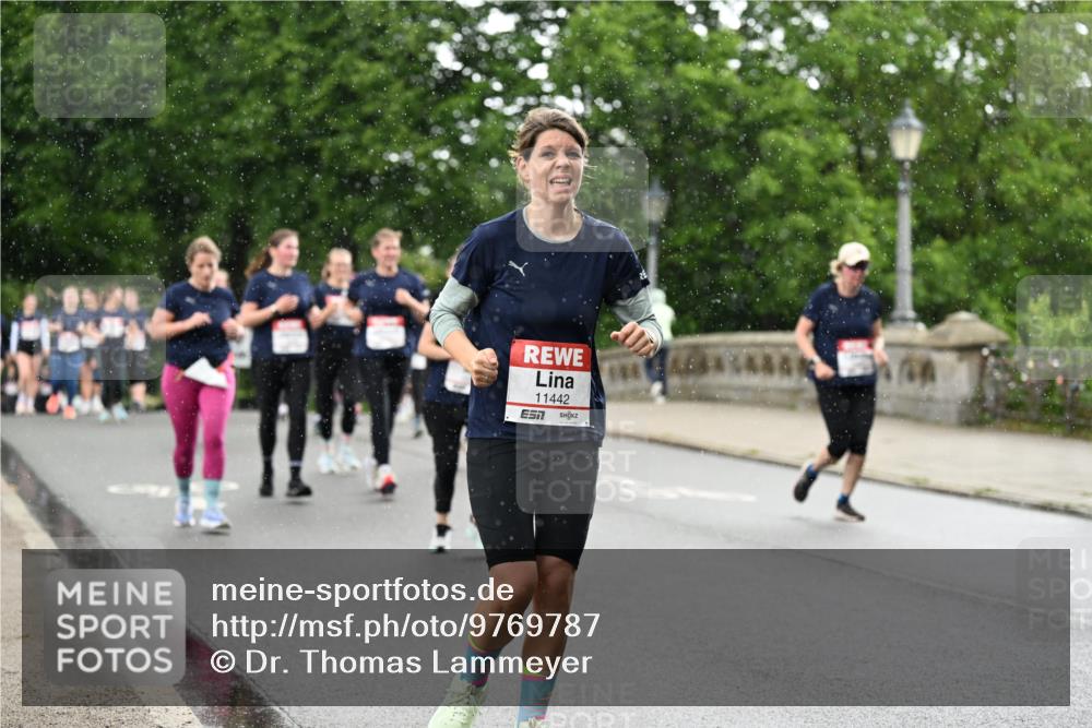 14.06.2026 - REWE Women's Run Dr. Thomas Lammeyer http://msf.ph/oto/9769787 14.06.2026 09:46:55 Laufen 11442 meine-sportfotos.de