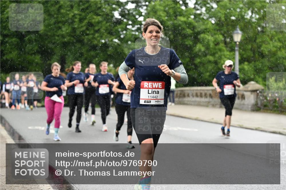 14.06.2026 - REWE Women's Run Dr. Thomas Lammeyer http://msf.ph/oto/9769790 14.06.2026 09:46:55 Laufen 11442 meine-sportfotos.de