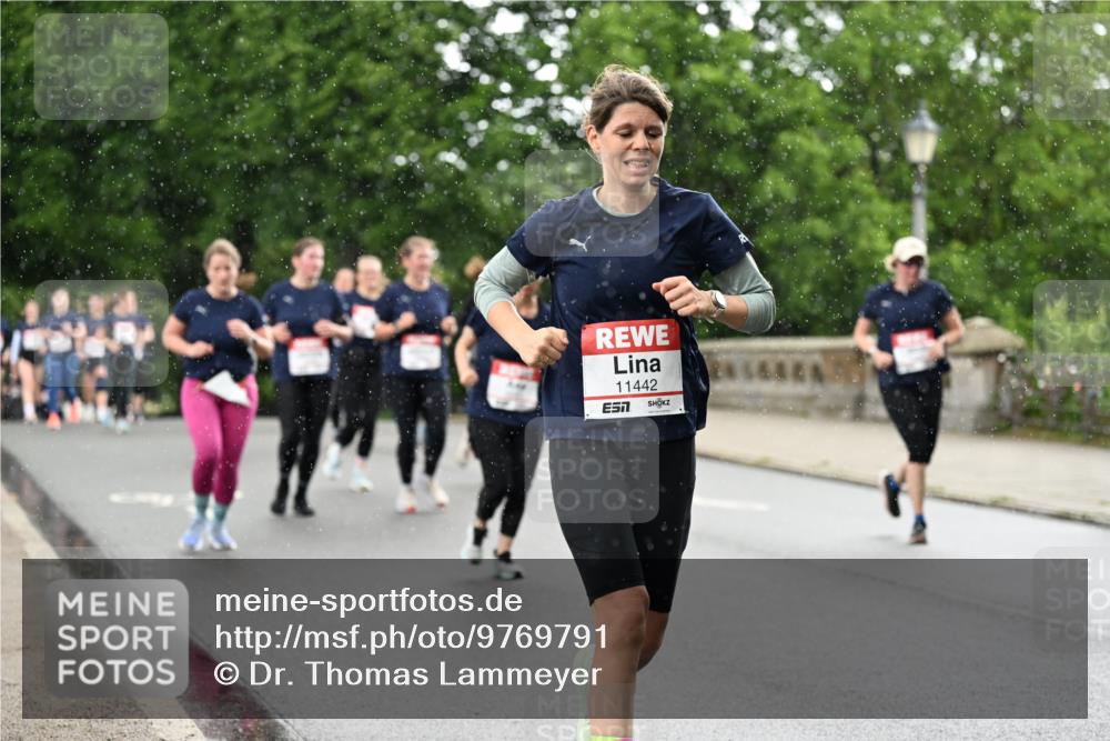 14.06.2026 - REWE Women's Run Dr. Thomas Lammeyer http://msf.ph/oto/9769791 14.06.2026 09:46:55 Laufen 11442, 7 meine-sportfotos.de