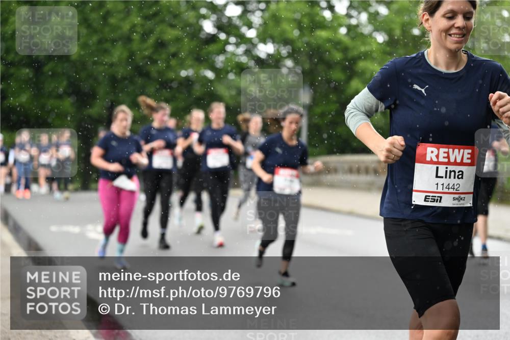 14.06.2026 - REWE Women's Run Dr. Thomas Lammeyer http://msf.ph/oto/9769796 14.06.2026 09:46:56 Laufen 11442, 7 meine-sportfotos.de