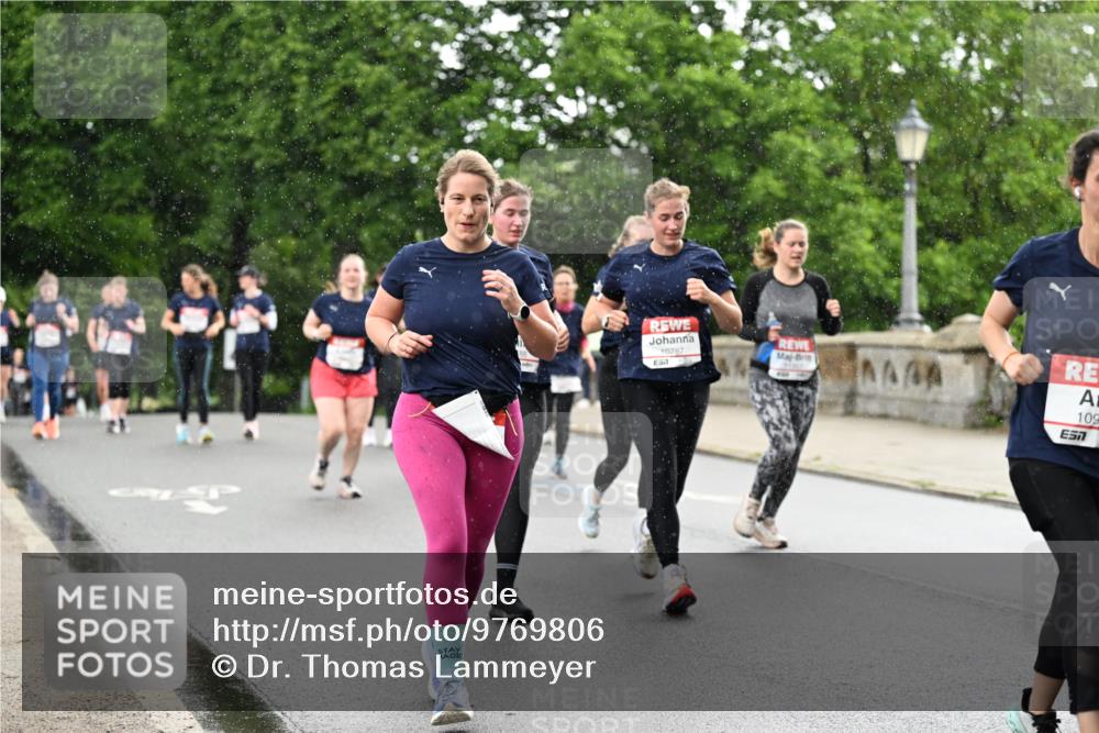 14.06.2026 - REWE Women's Run Dr. Thomas Lammeyer http://msf.ph/oto/9769806 14.06.2026 09:46:58 Laufen 10787, 57, 109, 7 meine-sportfotos.de