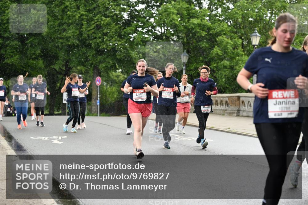 14.06.2026 - REWE Women's Run Dr. Thomas Lammeyer http://msf.ph/oto/9769827 14.06.2026 09:46:59 Laufen 10441, 10708, 444, 10788 meine-sportfotos.de