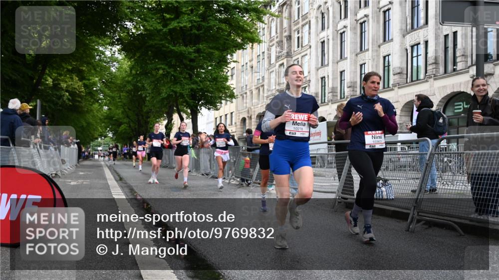 14.06.2026 - REWE Women's Run J. Mangold http://msf.ph/oto/9769832 14.06.2026 09:53:55 Ziel 10012, 10334, 10356, 10363, 10434, 10778, 10783, 11049, 11050, 11387, 11395, 11429, 11433, 11502 meine-sportfotos.de