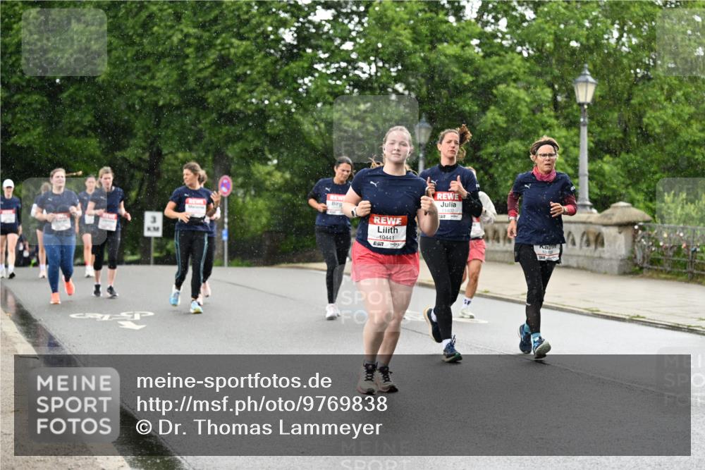 14.06.2026 - REWE Women's Run Dr. Thomas Lammeyer http://msf.ph/oto/9769838 14.06.2026 09:47:00 Laufen 10441, 157, 10798 meine-sportfotos.de