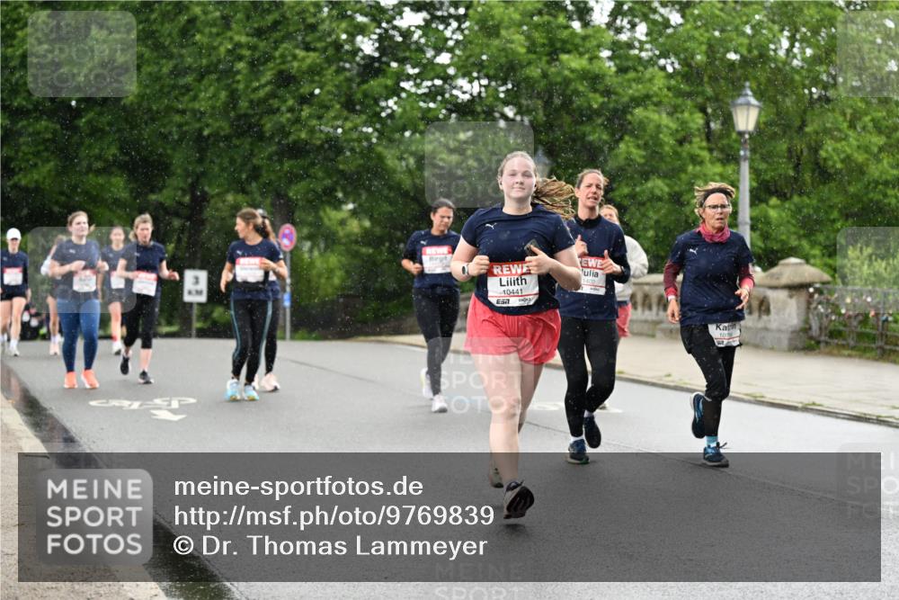 14.06.2026 - REWE Women's Run Dr. Thomas Lammeyer http://msf.ph/oto/9769839 14.06.2026 09:47:00 Laufen 10441, 1402, 107 meine-sportfotos.de