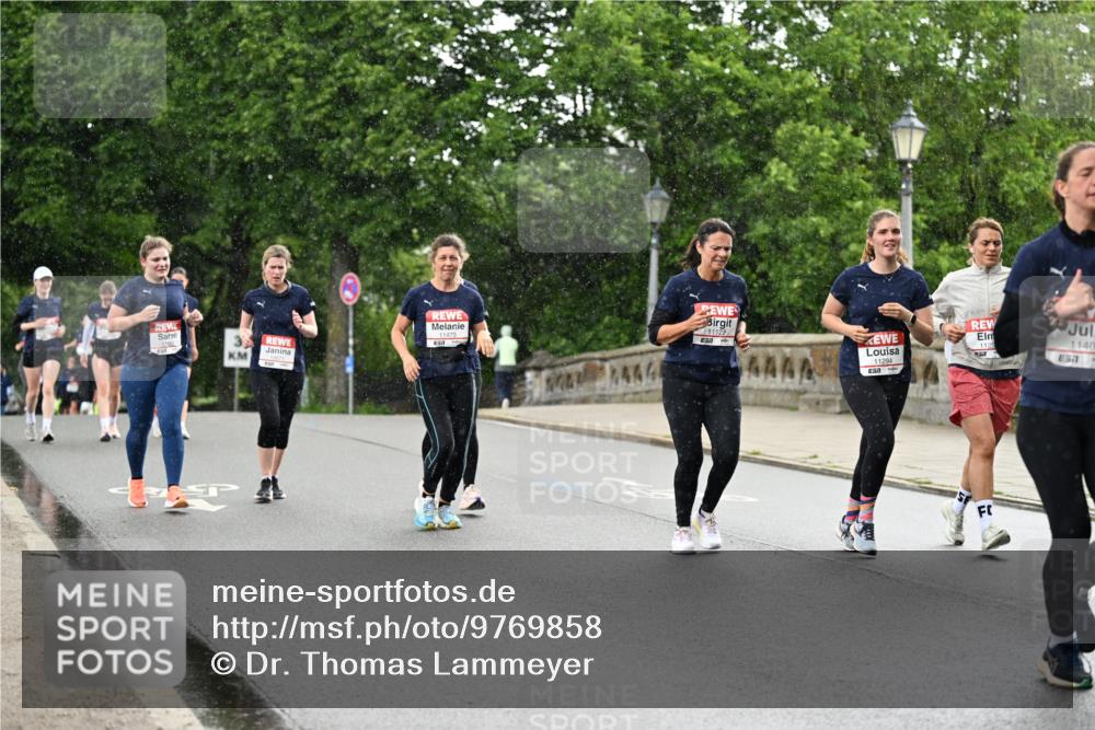 14.06.2026 - REWE Women's Run Dr. Thomas Lammeyer http://msf.ph/oto/9769858 14.06.2026 09:47:01 Laufen 57, 11122, 11294, 1140, 57 meine-sportfotos.de