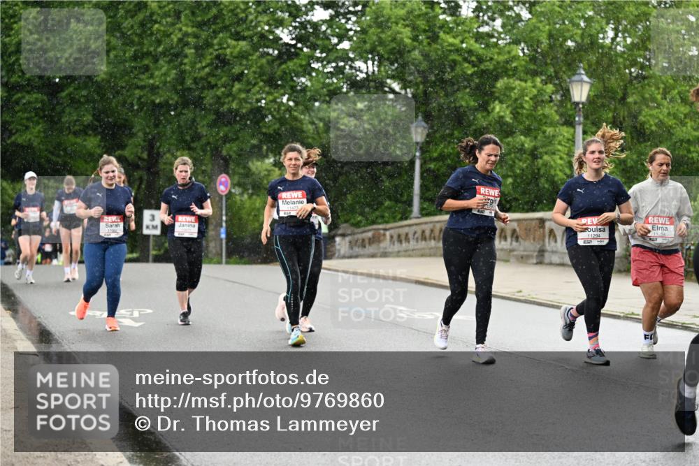 14.06.2026 - REWE Women's Run Dr. Thomas Lammeyer http://msf.ph/oto/9769860 14.06.2026 09:47:02 Laufen 124, 11294, 11254 meine-sportfotos.de