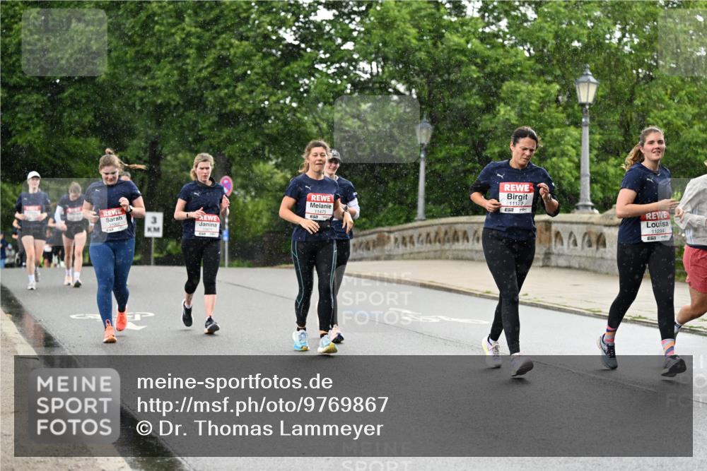 14.06.2026 - REWE Women's Run Dr. Thomas Lammeyer http://msf.ph/oto/9769867 14.06.2026 09:47:02 Laufen 3, 11473, 11122, 7, 11294 meine-sportfotos.de