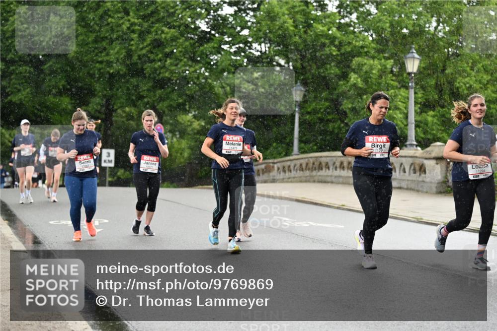 14.06.2026 - REWE Women's Run Dr. Thomas Lammeyer http://msf.ph/oto/9769869 14.06.2026 09:47:02 Laufen 11122, 1404, 11294 meine-sportfotos.de