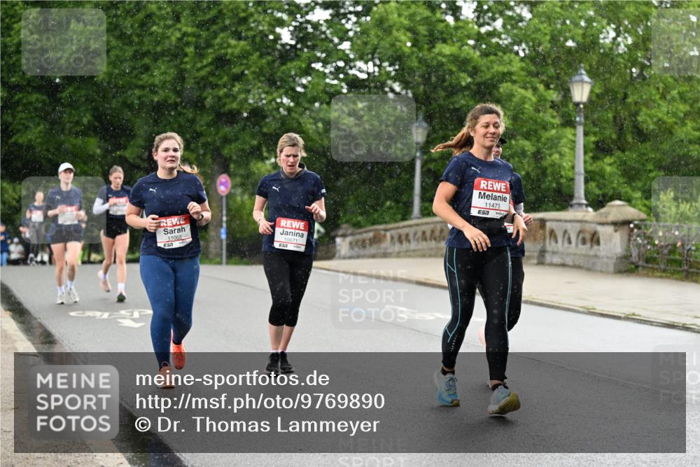14.06.2026 - REWE Women's Run Dr. Thomas Lammeyer http://msf.ph/oto/9769890 14.06.2026 09:47:03 Laufen 11068, 10671, 57, 11473, 57 meine-sportfotos.de