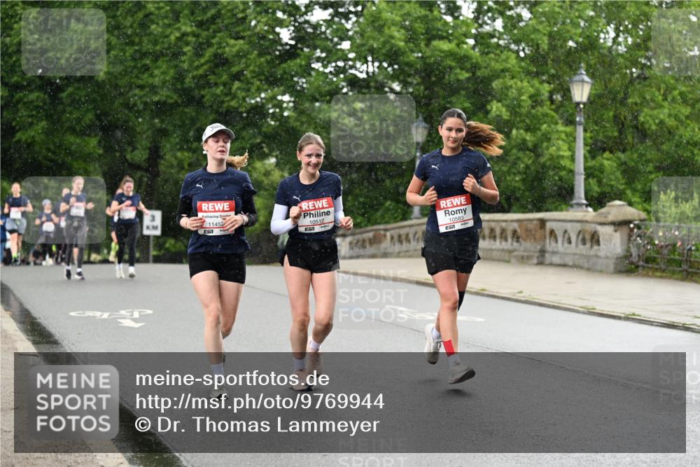 14.06.2026 - REWE Women's Run Dr. Thomas Lammeyer http://msf.ph/oto/9769944 14.06.2026 09:47:07 Laufen 1145, 10512, 7, 10583, 657 meine-sportfotos.de