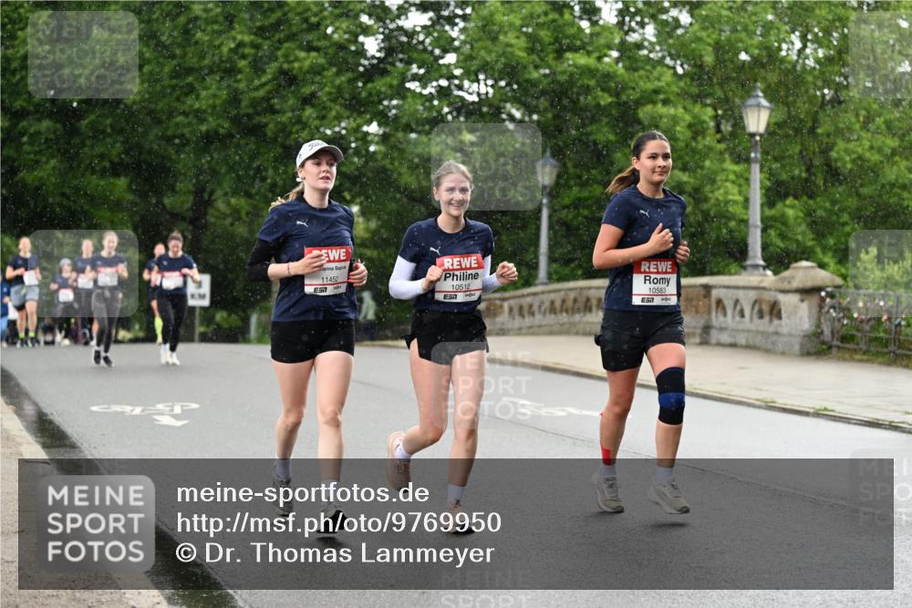 14.06.2026 - REWE Women's Run Dr. Thomas Lammeyer http://msf.ph/oto/9769950 14.06.2026 09:47:07 Laufen 11452, 10512, 10583, 7 meine-sportfotos.de
