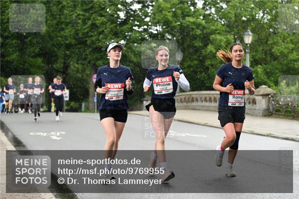 14.06.2026 - REWE Women's Run Dr. Thomas Lammeyer http://msf.ph/oto/9769955 14.06.2026 09:47:07 Laufen 11452, 7, 10512, 10583, 7 meine-sportfotos.de