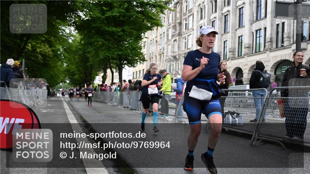 14.06.2026 - REWE Women's Run J. Mangold http://msf.ph/oto/9769964 14.06.2026 09:54:19 Ziel 10099, 10392, 10986, 11368 meine-sportfotos.de