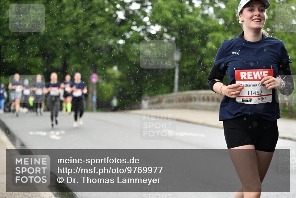 14.06.2026 - REWE Women's Run Dr. Thomas Lammeyer http://msf.ph/oto/9769977 14.06.2026 09:47:09 Laufen 11452 meine-sportfotos.de