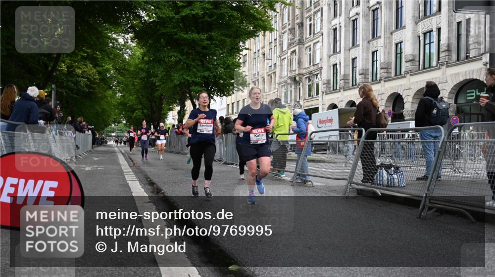 14.06.2026 - REWE Women's Run J. Mangold http://msf.ph/oto/9769995 14.06.2026 09:54:29 Ziel 10066, 10290, 10986, 11167, 11179, 11368, 11407, 11438, 11499 meine-sportfotos.de
