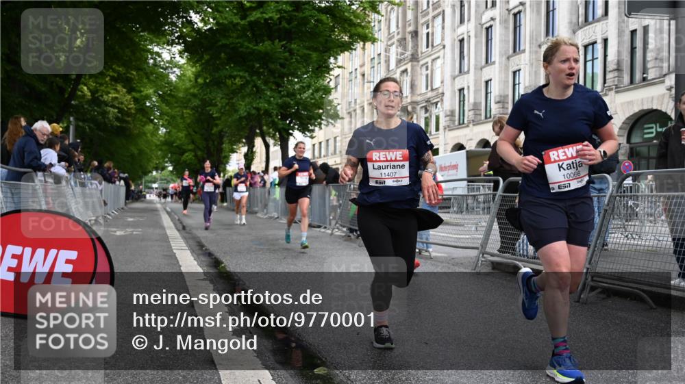 14.06.2026 - REWE Women's Run J. Mangold http://msf.ph/oto/9770001 14.06.2026 09:54:30 Ziel 10066, 10290, 11167, 11179, 11407, 11438, 11499 meine-sportfotos.de
