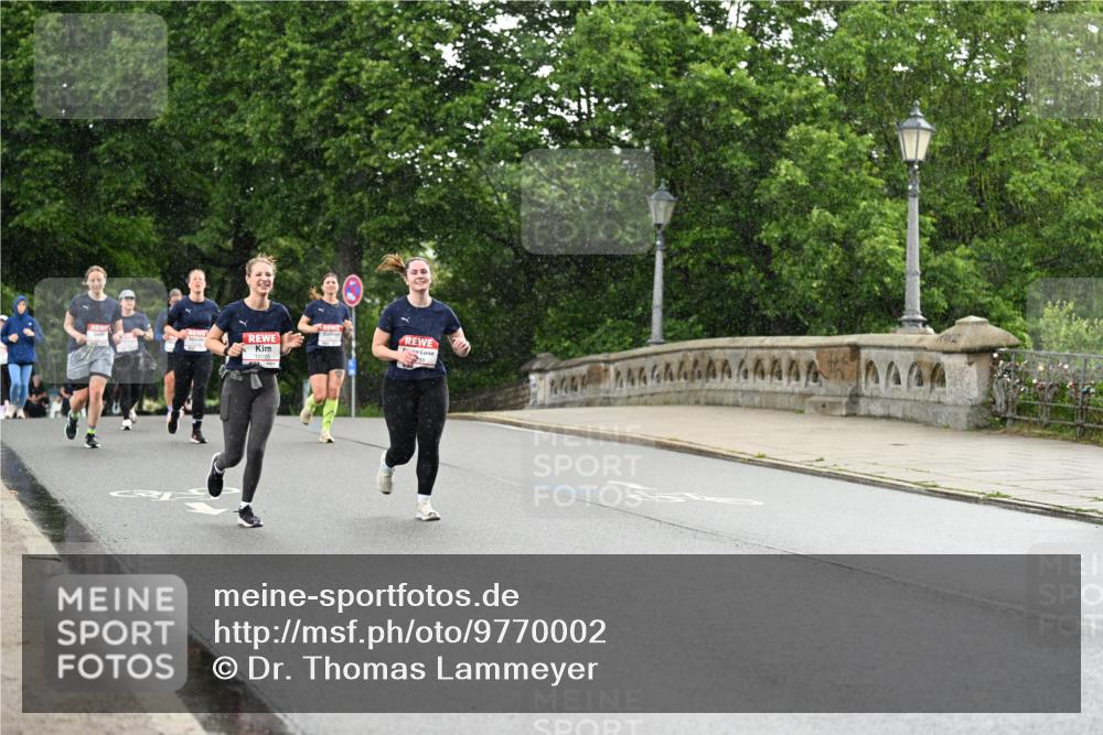 14.06.2026 - REWE Women's Run Dr. Thomas Lammeyer http://msf.ph/oto/9770002 14.06.2026 09:47:10 Laufen 0 meine-sportfotos.de