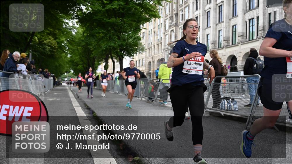 14.06.2026 - REWE Women's Run J. Mangold http://msf.ph/oto/9770005 14.06.2026 09:54:30 Ziel 10066, 10290, 11167, 11179, 11407, 11438, 11499 meine-sportfotos.de