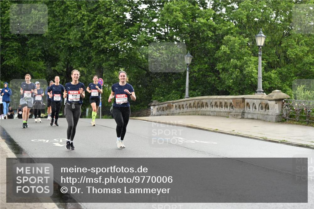 14.06.2026 - REWE Women's Run Dr. Thomas Lammeyer http://msf.ph/oto/9770006 14.06.2026 09:47:11 Laufen 10705 meine-sportfotos.de