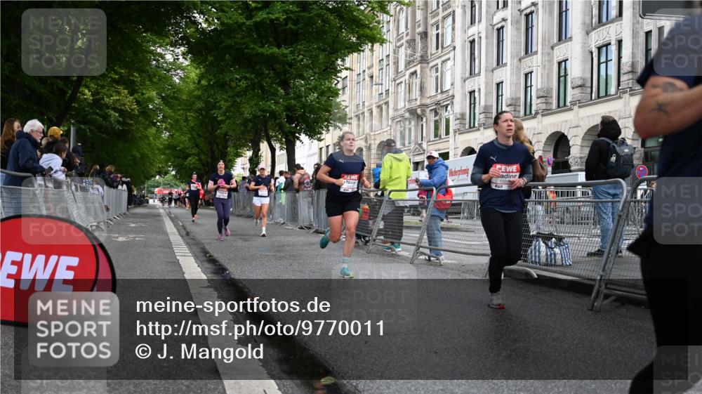 14.06.2026 - REWE Women's Run J. Mangold http://msf.ph/oto/9770011 14.06.2026 09:54:31 Ziel 10066, 10290, 11167, 11179, 11407, 11438 meine-sportfotos.de