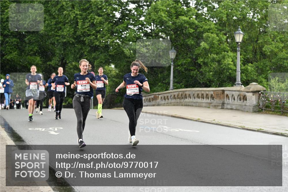 14.06.2026 - REWE Women's Run Dr. Thomas Lammeyer http://msf.ph/oto/9770017 14.06.2026 09:47:11 Laufen 10705, 10199 meine-sportfotos.de