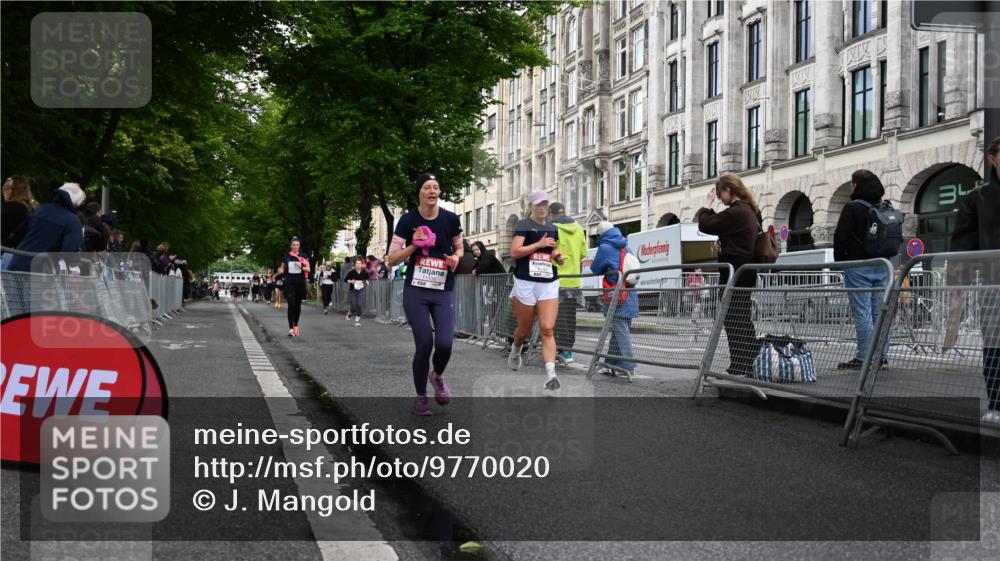 14.06.2026 - REWE Women's Run J. Mangold http://msf.ph/oto/9770020 14.06.2026 09:54:33 Ziel 10066, 10290, 11167, 11179, 11273, 11407, 11438 meine-sportfotos.de