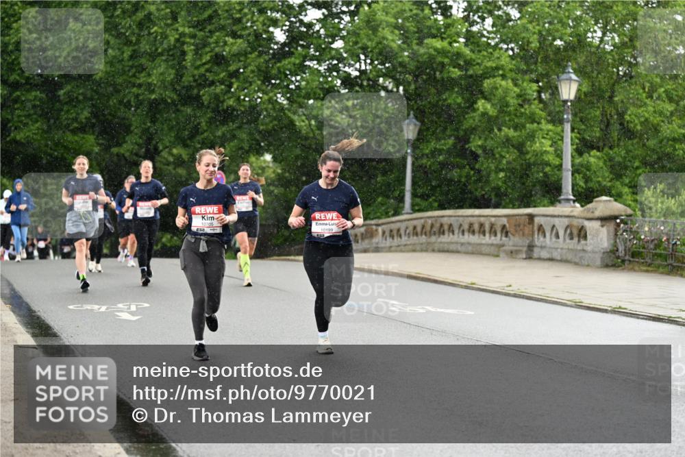 14.06.2026 - REWE Women's Run Dr. Thomas Lammeyer http://msf.ph/oto/9770021 14.06.2026 09:47:12 Laufen 10705, 10199 meine-sportfotos.de