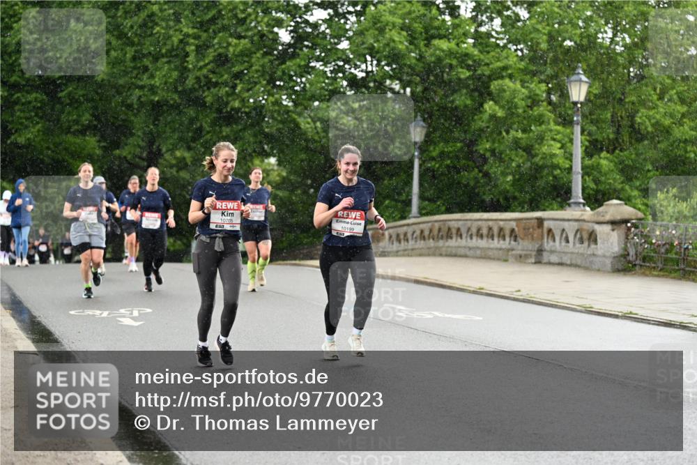 14.06.2026 - REWE Women's Run Dr. Thomas Lammeyer http://msf.ph/oto/9770023 14.06.2026 09:47:12 Laufen 10705, 10199 meine-sportfotos.de